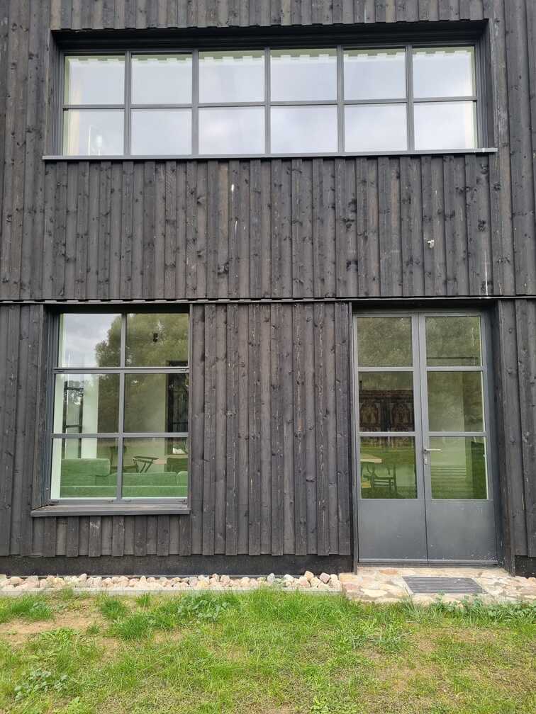 dom Niemcy okna i drzwi elewacja