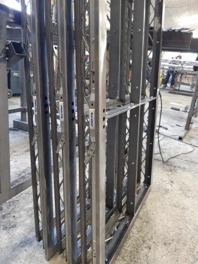 okno z okuciem Forster