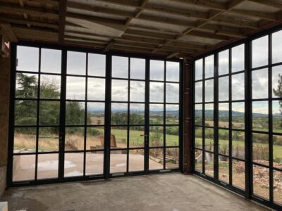 przeszklony naroznik widok od wew